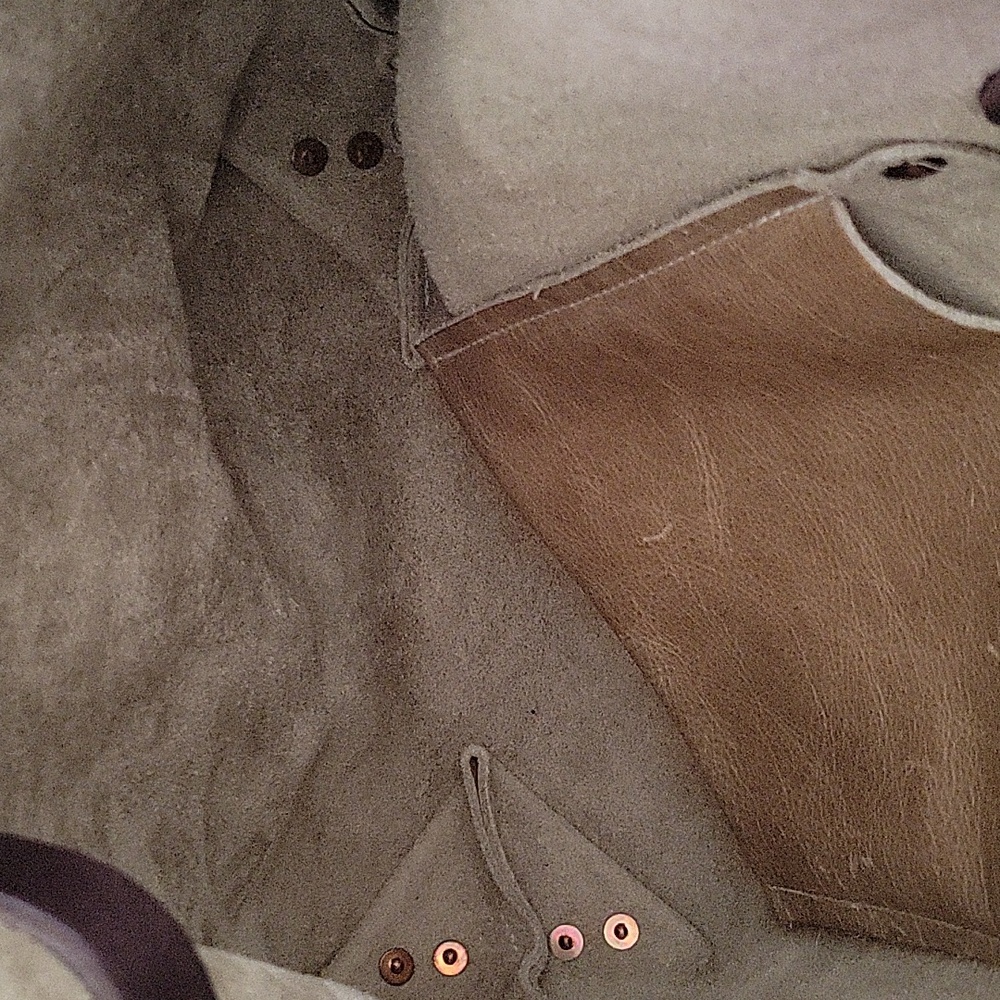 KMM &Co Leather Tote - Picture 6 of 6